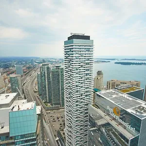 Apartment Ice Suites, Toronto