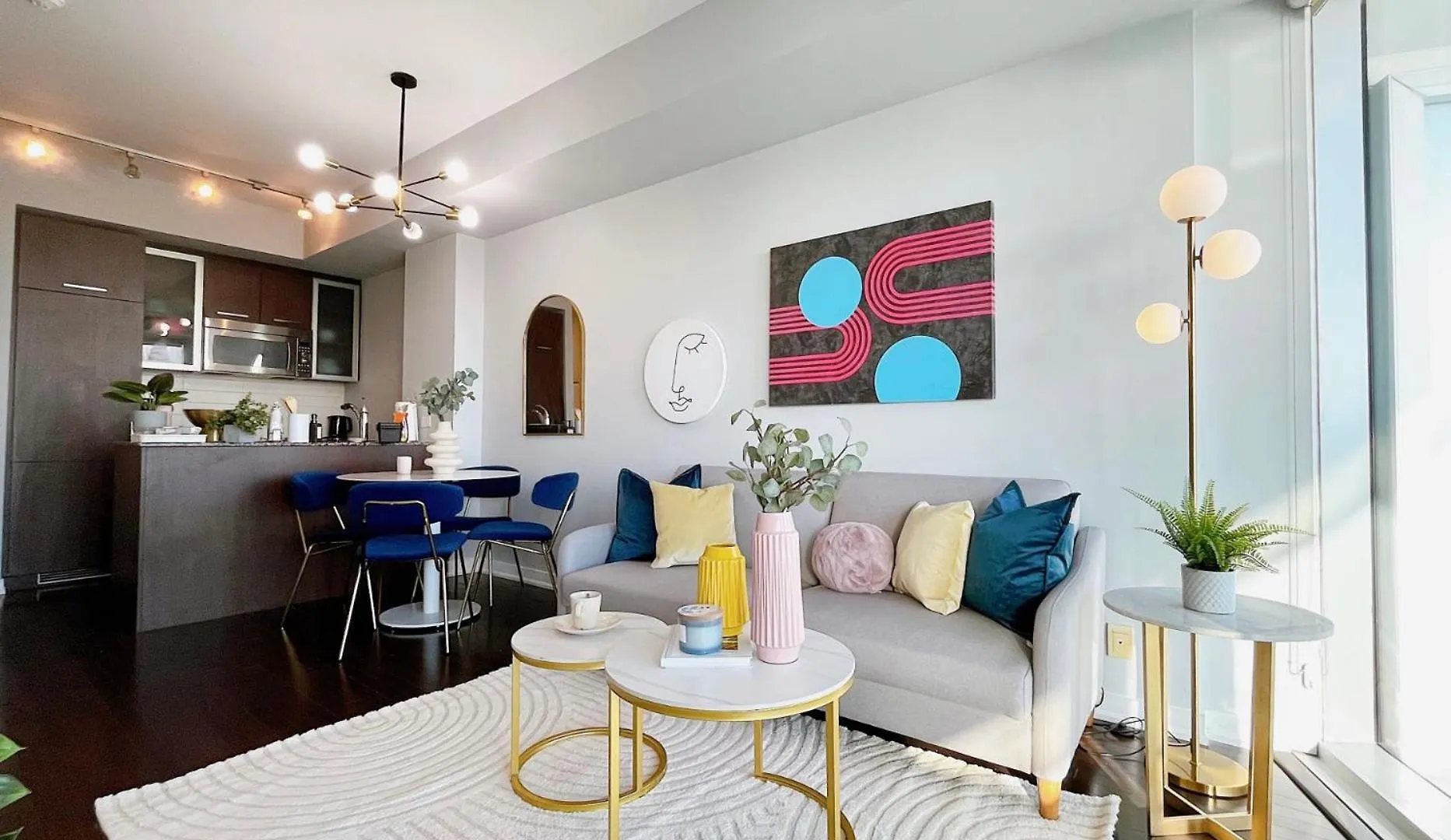 Skytree - Modern Rusty Condo Close To Union Station In Heart Of Downtown Торонто Апартаменты