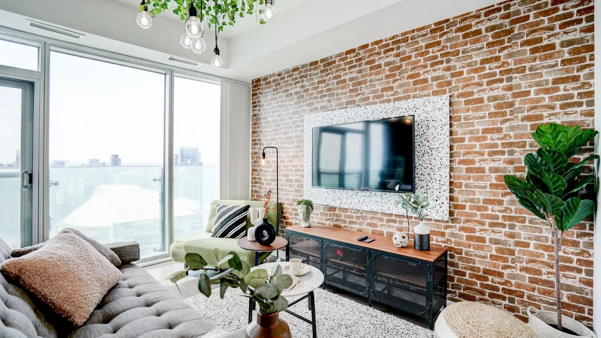 Skytree - Modern Rusty Condo Close To Union Station In Heart Of Downtown Торонто Апартаменты